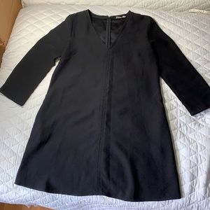GAP Black 3/4 sleeve dress